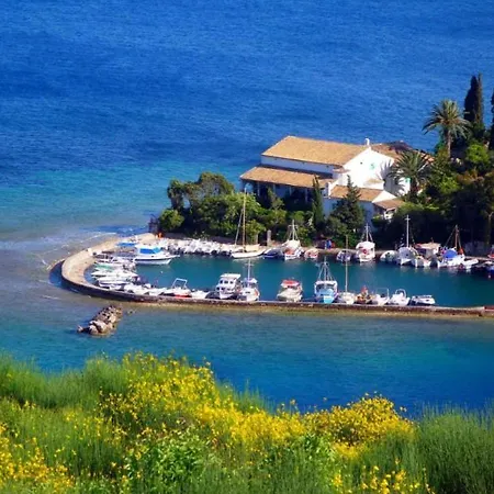 Villa Garnelis House Agnítsini